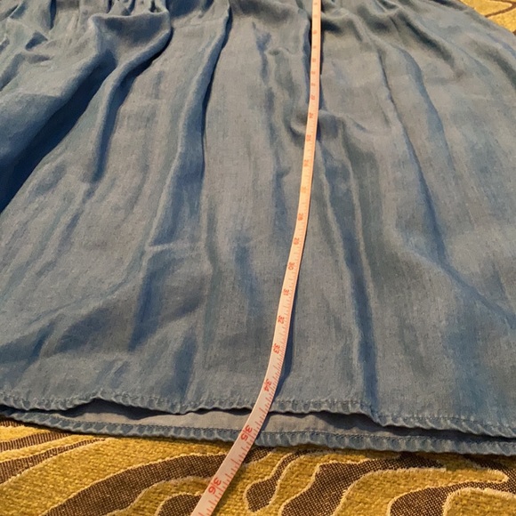 Crown & Ivy lightweight denim dress with smocking - Picture 9 of 9